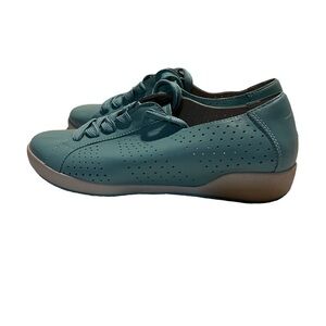 Dansko Turquoise Leather Sz 11 1/2 -12